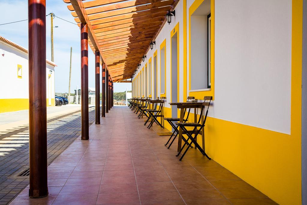 Agro-Turismo Do Roxo Guest House Ervidel Exterior foto